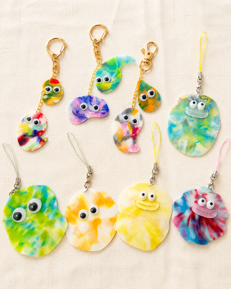 ペットボトルキャップからつくったキーホルダー
